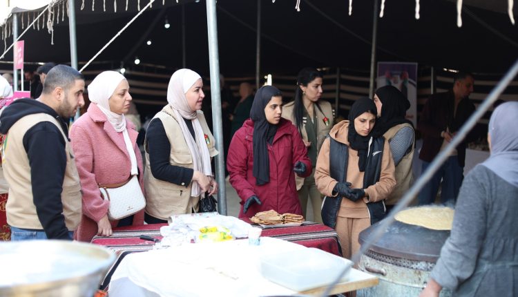 حزب الميثاق الوطني ينظّم فعالية بازار وكرنفال مأدبا