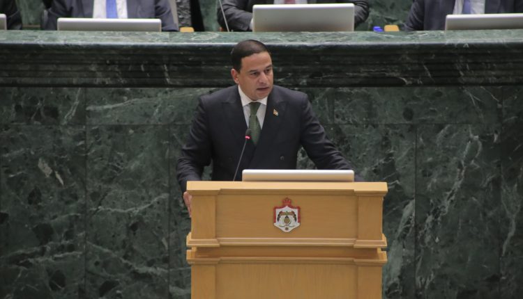 أبو هنية: مناقشة اتفاقيات التعدين حق مشروع والحسم قرار دستوري تحت قبة البرلمان