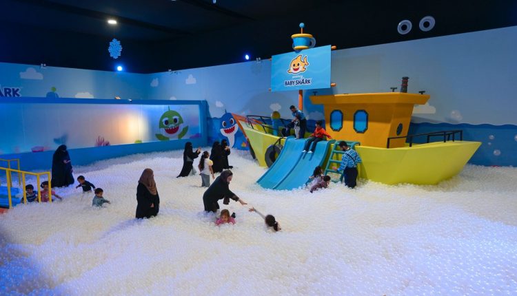 توي تاون.. عالم الخيال والمرح في ونتر وندرلاند جدة