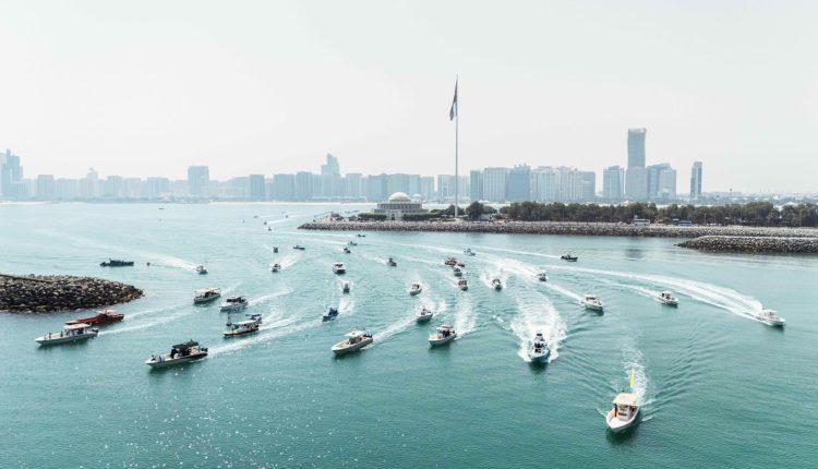 فتح باب التسجيل في بطولات الظفرة الكبرى لصيد الكنعد