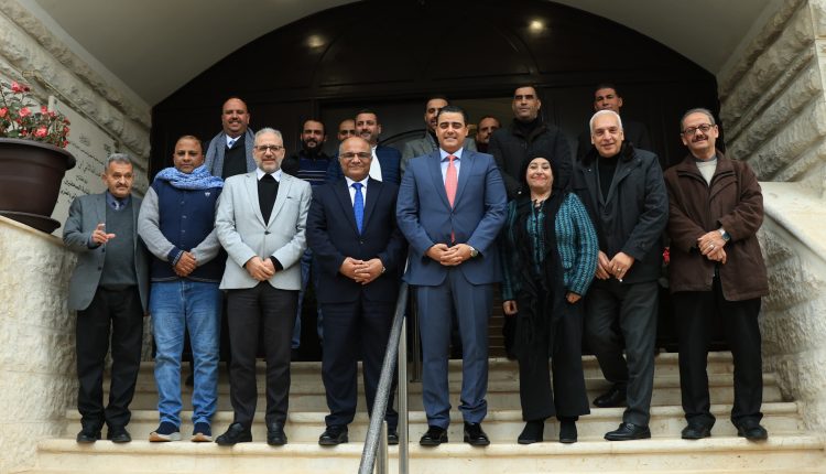 “الشباب النيابية” تزور نقابة الصحفيين وتؤكد أهمية توظيف الإعلام لدعم المنتخب الوطني