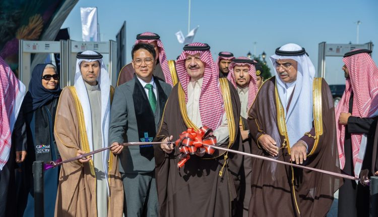 أمير المنطقة الشرقية يدشّن مشروع “المدينة العالمية” في الدمام كوجهة استثمارية وسياحية نوعية