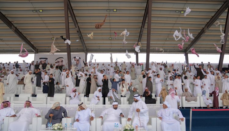 مزاينة مدينة زايد بمهرجان الظفرة تتوج الفائزين في سن اللقايا