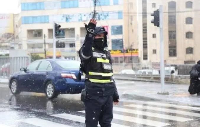 إدارة السير: حوادث متعددة في المنخفض لعدم الالتزام بالاحتياطات المرورية