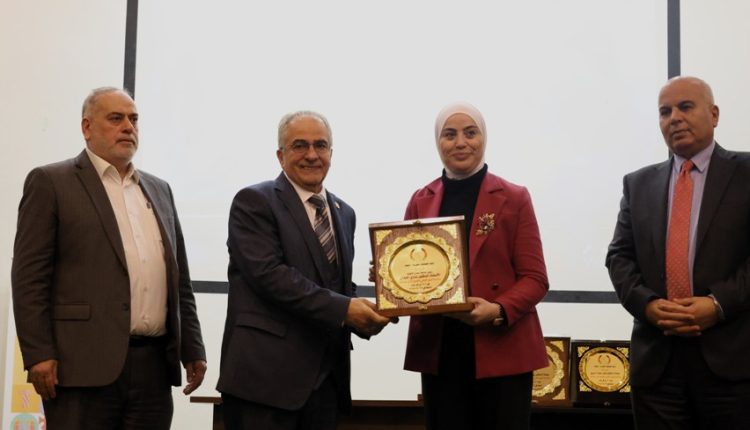 محافظة البلقاء تحتفل باليوم العالمي للتطوع وتُكرّم جامعة عمّان الأهلية