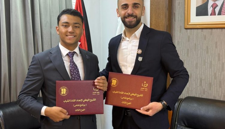 طلبة عمان الأهلية يشاركون في برنامج ” نشامى” بوزارة الشباب