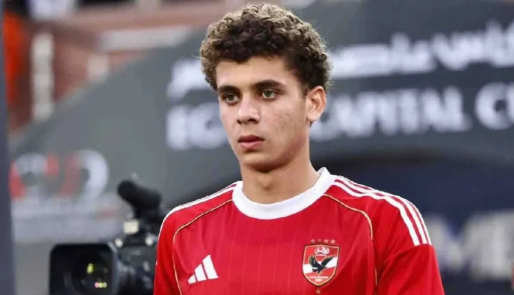 حمزة عبد الكريم يوقع عقد الانضمام إلى برشلونة ويستعد للكشف الطبي