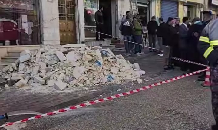 هبوط أرضي مفاجئ في محل تجاري يكشف مغارة مائية وسط مادبا دون إصابات