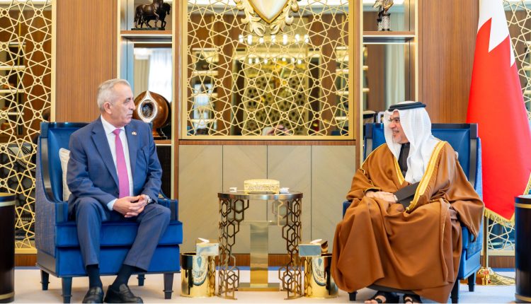 الرواشدة: البحرين عريقة بتاريخها وعميقة بثقافتها وحضارتها الضاربة في الزمان