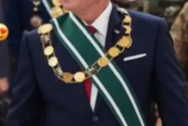 عشيرة الجراح بلواء المزار الشمالي وكافة أنحاء المملكة تهنئ جلالة الملك بعيد ميلاده 64