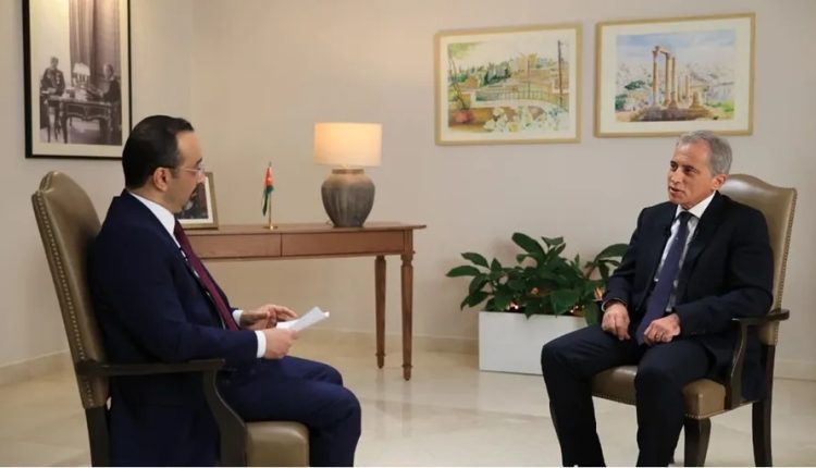 شاهد النص الكامل لمقابلة رئيس الوزراء مع التلفزيون الأردني