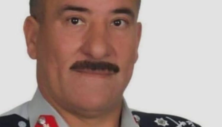 ديوان الكرك يغلق بابه م عائلة اللواء المتقاعد “الصرايرة” تعتذر عن استقباله في بيت العزاء