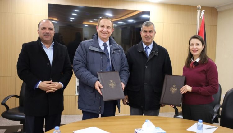 توقيع مذكرة تفاهم مشتركة بين وزارة الطاقة وشركة توزيع الكهرباء وجيدكو لدعم الاستثمار في مجمع الصناعات الزراعية التنموية بالأغوار الجنوبية