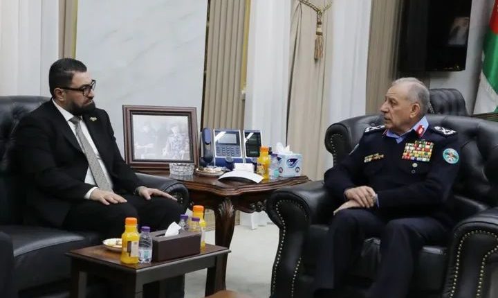 مدير الأمن العام يلتقي وزير العدل السوري ويبحثان تعزيز التعاون المشترك