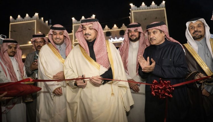 محافظ النعيرية يفتتح مهرجان ربيع النعيرية في نسخته الرابعة والعشرين