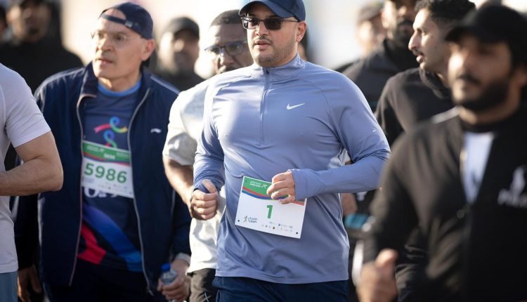 سمو محافظ الأحساء يتقدّم المتسابقين في ماراثون “الحسا تركض 2026” ويتوّج الفائزين