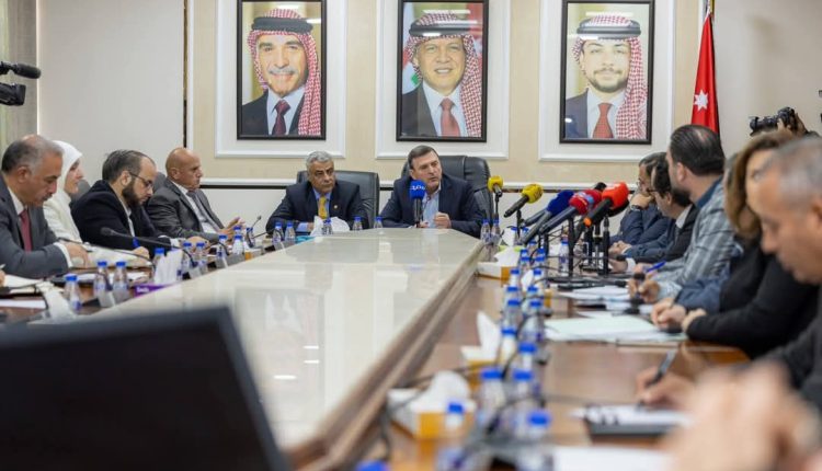 “السياحة والآثار النيابية ” تبحث واقع القطاع السياحي وخطط الترويج للأردن في كأس العالم