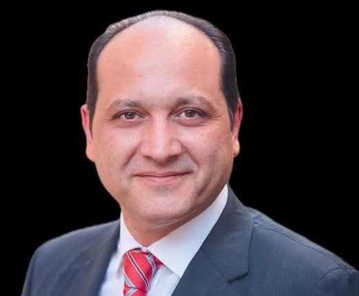 اسماعيل صبحي الجراح وعلي مصباح الجراح يهنؤون الدكتور جهاد المعاني