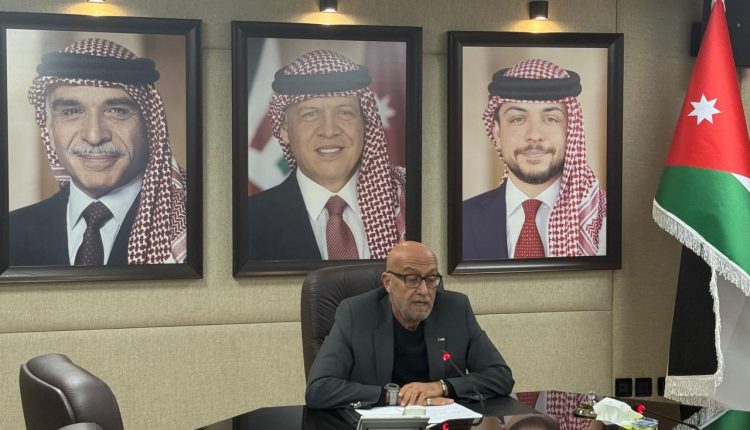 وزير المياه والري : متابعة ملاحظات المواطنين والتعاون معهم اولوية لقطاع المياه