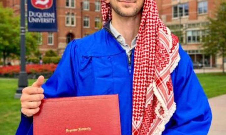 نادي نعيمة يهنئون سمير حداد بتخرج حفيده