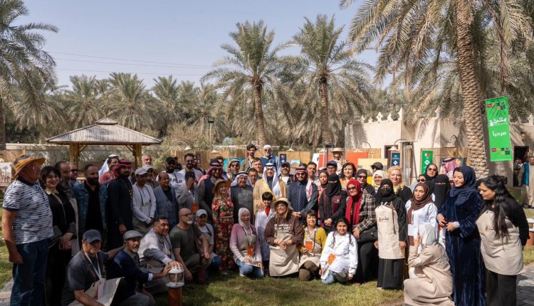 سمو محافظ الأحساء يزور ملتقى “مفن” الفني الدولي