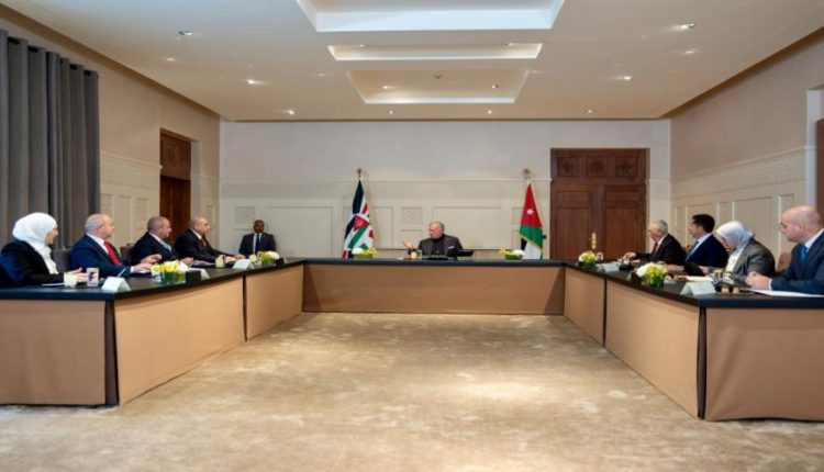 الملك يؤكد أهمية مواصلة تطوير آليات العمل الحزبي لخدمة المصلحة العامة