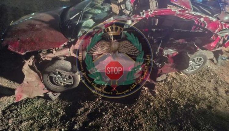 حادث سير مأساوي على الطريق الصحراوي يُسفر عن 3 وفيات