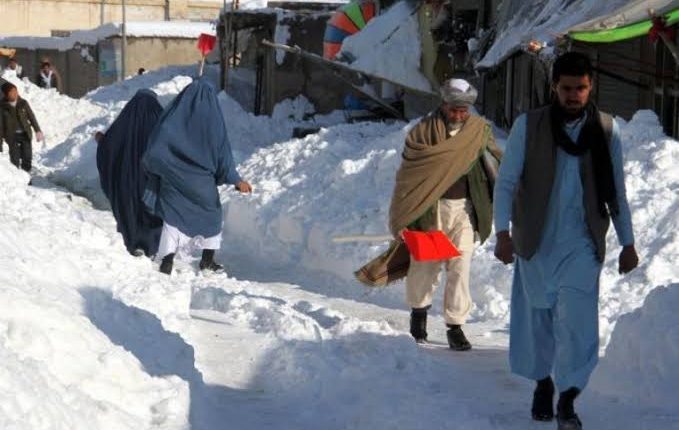مصرع 61 شخصا جراء الثلوج والأمطار خلال 3 أيام في أفغانستان