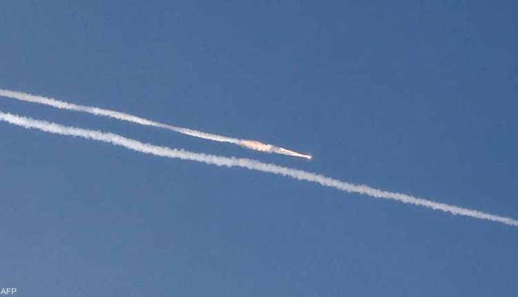 الحرس الثوري الإيراني يشن هجمات صاروخية وطائرات مسيرة على الأراضي المحتلة