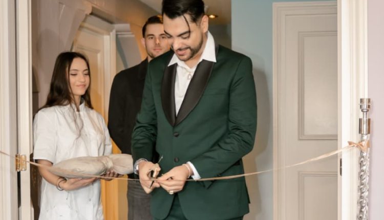 التريكولوج دودو مصاروة يفتتح أول فرع أوروبي في روتردام  تقنية علاج الصلع بدون ألم تعبر القارات وتصل إلى هولندا