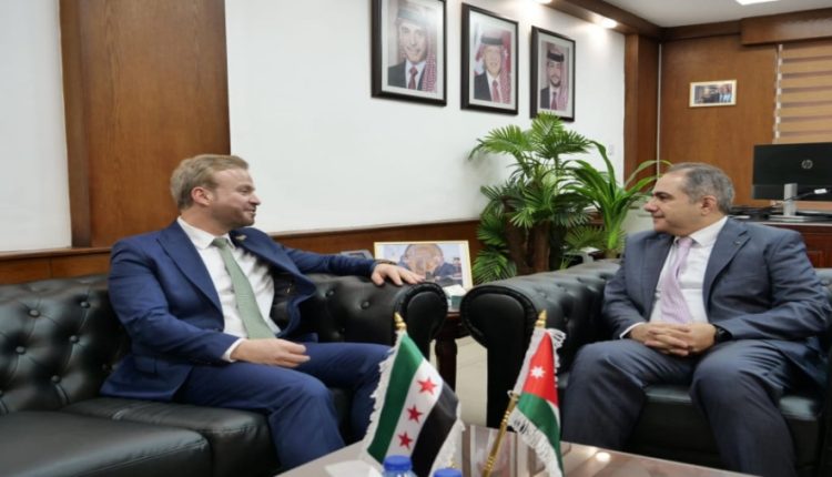 الأردن وسوريا يبحثان تعزيز الشراكات الاستثمارية والتكامل الاقتصادي