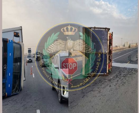 الدوريات الخارجية تتعامل مع حادث تدهور يعيق المسرب الأيمن على الطريق الصحراوي