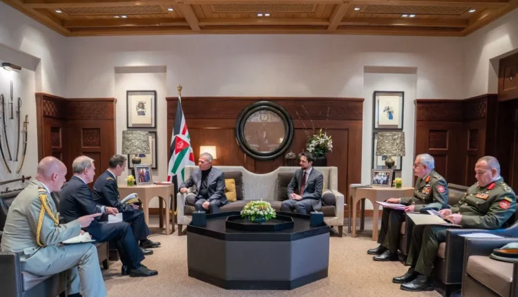 الملك يستقبل رئيس أركان الجيش الفرنسي