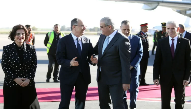 الرئيس الألباني يصل إلى الأردن