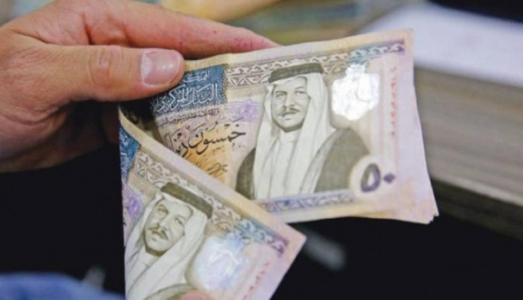 الاردن…توزيع 60 ألف بطاقة شرائية على أسر معوزة