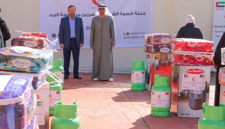 سفارة دولة الإمارات في الأردن تشرف على حملة شتاء دافئ 2026