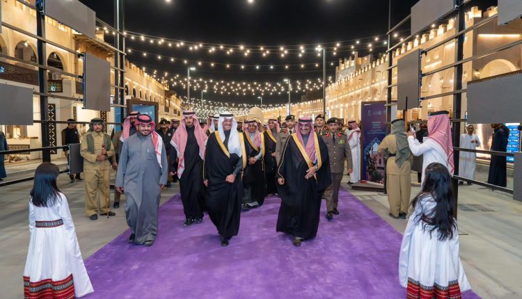 سمو محافظ الأحساء يفتتح مهرجان “ليالي القيصرية 2026”