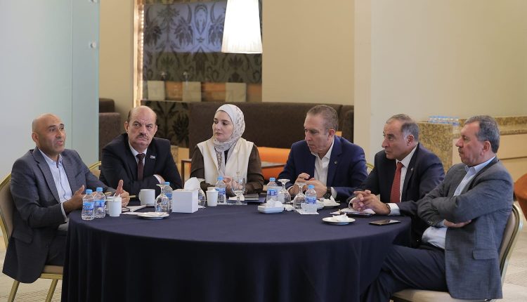 ” الميثاق النيابية” تبحث تعزيز أدائها المؤسسي وتفعيل دورها التشريعي والرقابي