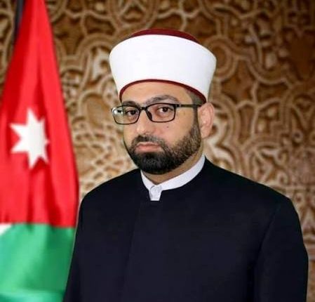 مفتي عام المملكة يؤكد: توحيد الجهود الشرعية والفلكية يحدّ من الخلاف حول الهلال