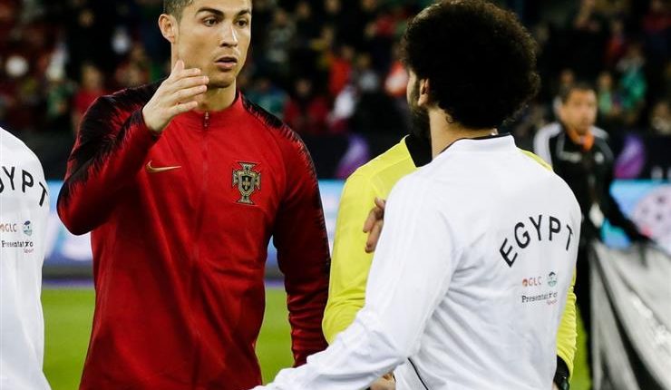 شائعة “اعتراض رونالدو على انتقال صلاح للنصر” تثير الجدل.. والحقيقة مختلفة تمامًا