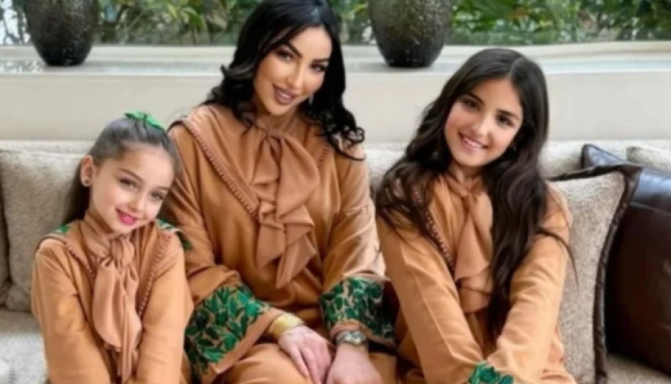 دنيا بطمة تتألق بالقفطان المغربي في العيد.. أناقة عائلية تمزج التراث بالعصرية