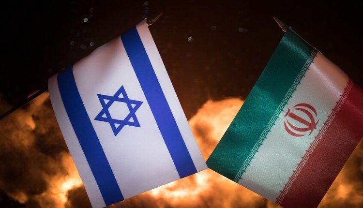 إيران تتوعد بردّ قاسٍ على اغتيال قياداتها وتتوعد بحرق “قلب” واشنطن وتل أبيب