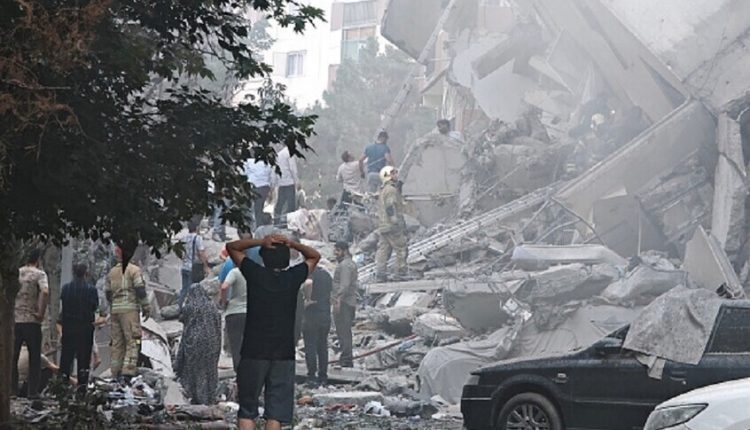 تصعيد غير مسبوق: أكثر من ألف قتيل في إيران وإجلاءات دولية مع اتساع رقعة الحرب