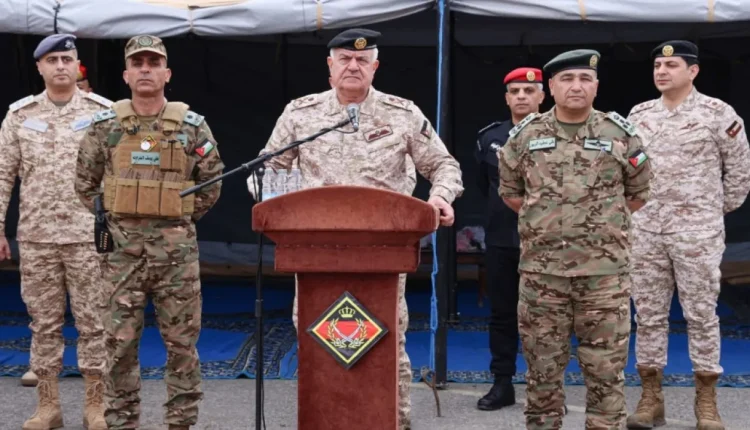 الحنيطي يؤكد من كتيبة الملك فيصل الثاني: الجاهزية القتالية أولوية في مواجهة التحديات