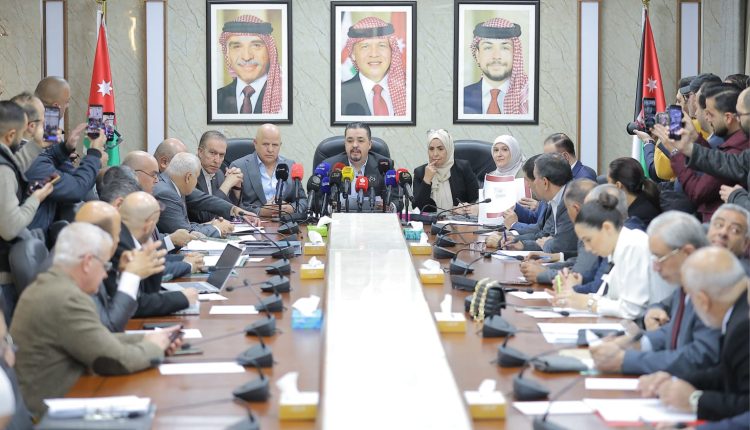 حواري: سندرس مشروع قانون الضمان بعد حوار معمق ليضمن حقوق كافة الأطراف