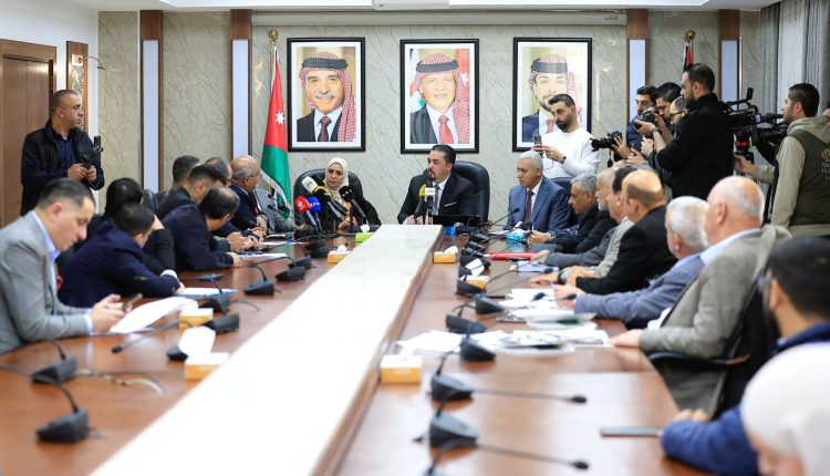 حواري: الصحافة رسالة وطنية وشريك أساسي في مناقشة قضايا تمس حياة المواطنين