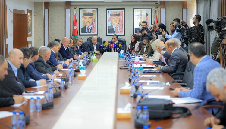 الحواري: حريصون على تطوير قانون الضمان بالشراكة مع النقابات وتعزيز جودة التشريعات