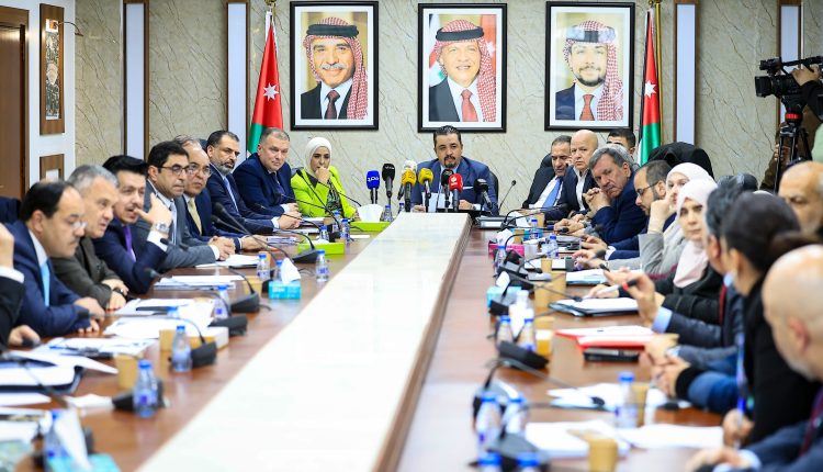 الحواري: الحوار مع القطاعين المصرفي والأعمال يعزز جودة تعديلات قانون الضمان الاجتماعي 