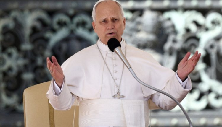 بابا الفاتيكان ينتقد قادة الحروب: الرب لا يقبل صلوات “ملطخة بالدماء