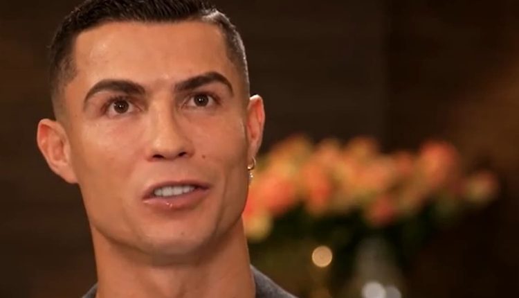 تصريحات مثيرة من الرئيس التنفيذي السابق للنصر حول رونالدو: “الدوري يجب أن يتحمل راتبه بالكامل”